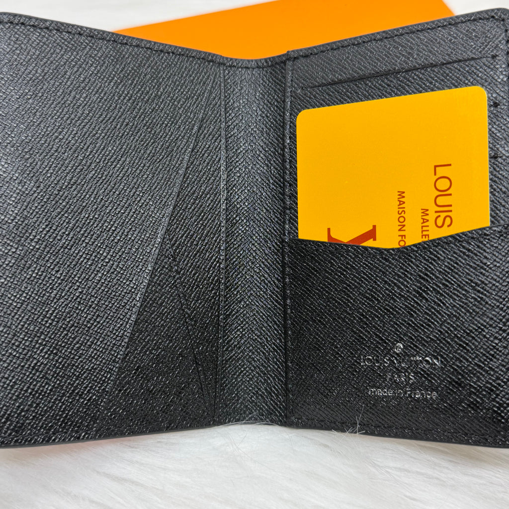 Louis Vuitton Pop Art Eye Pocket Organize