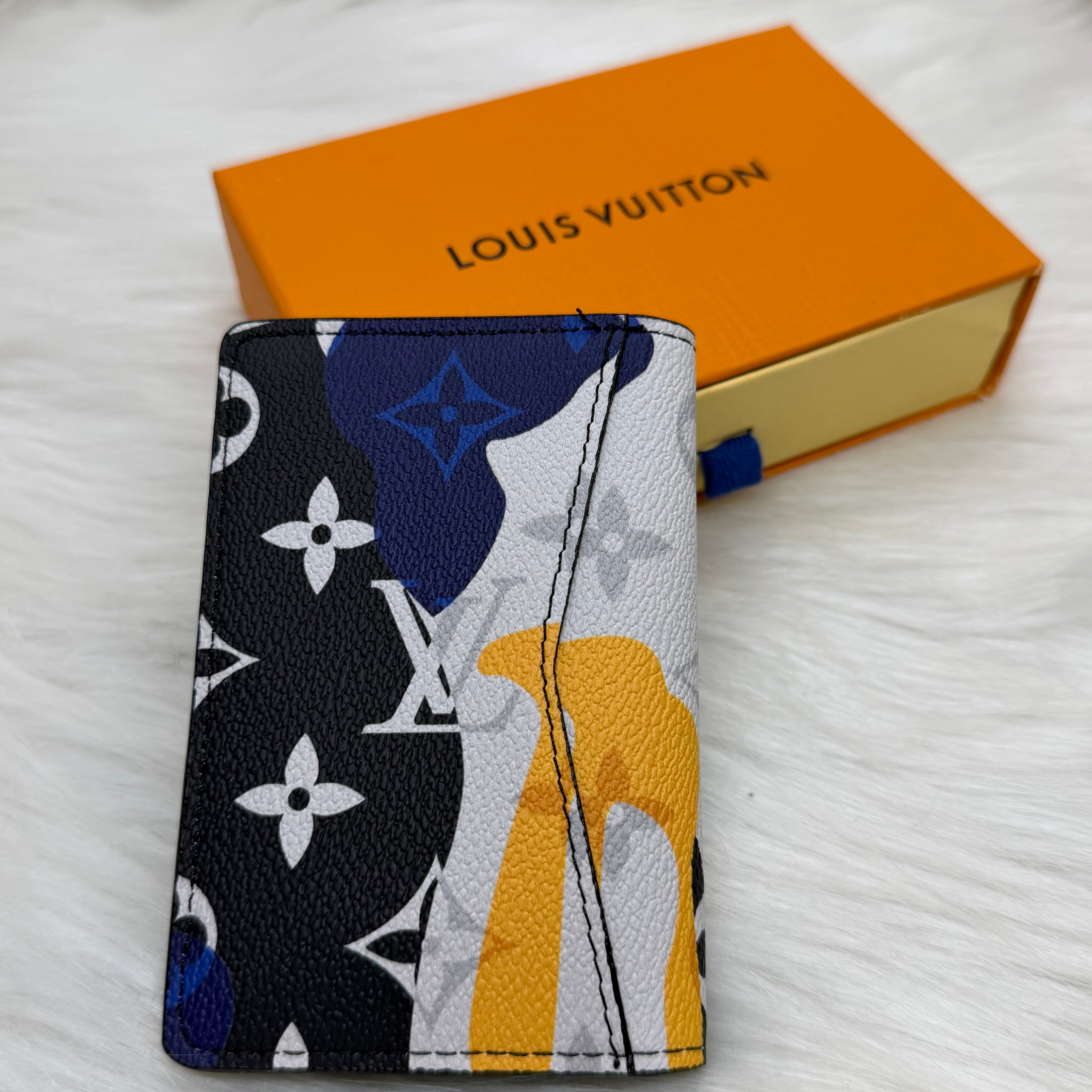 Louis Vuitton Pop Art Eye Pocket Organize